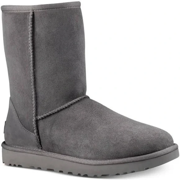 Women’s classic Short Gray UGG - Picture 2 of 10